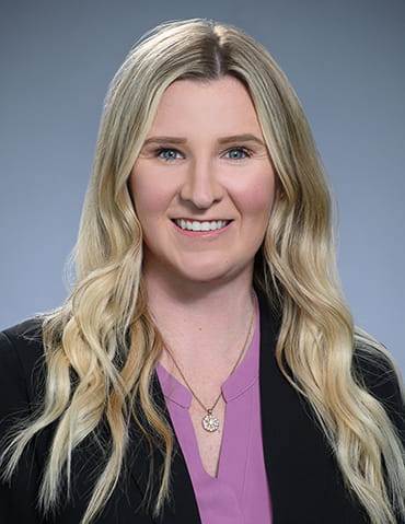 Ashley Summers Bio Image